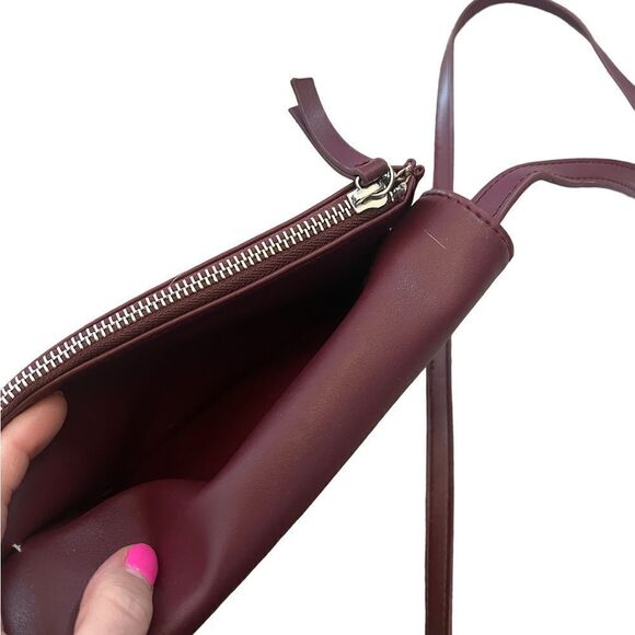 JOE FRESH Burgundy Small Multi Pocket Shoulder Bag - Picture 4 of 9